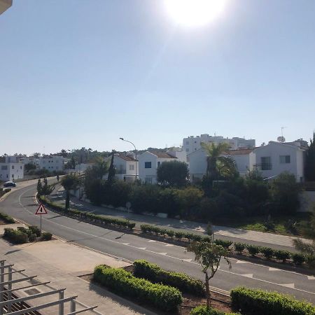 Sunny Holiday By Konnos Paralimni Exterior foto
